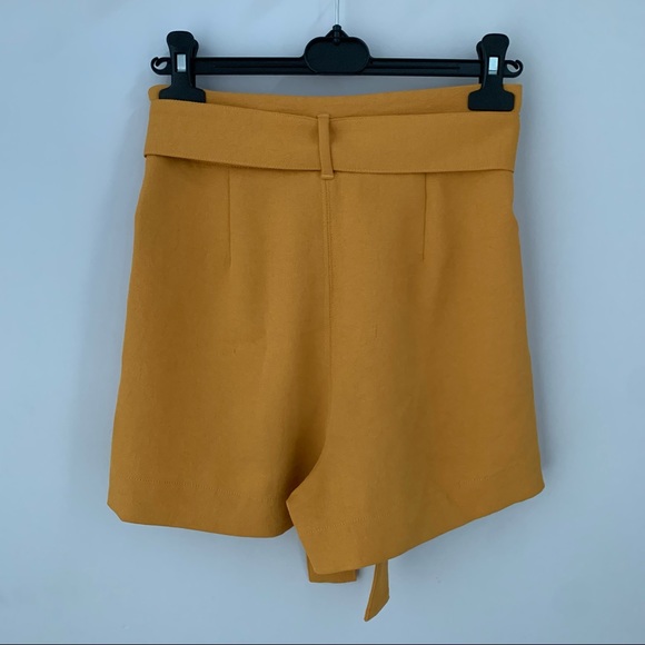 Wilfred Paperbag shorts Size 2 - Picture 2 of 8